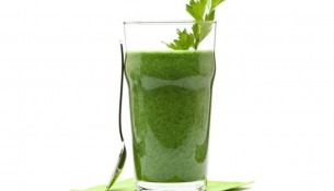 Gesunder Green Drink: Reich an Nährstoffen, Vitaminen, Antioxidantien - der ideale Gesund-und Schönmacher