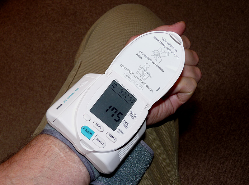 Blutdruck richtig messen mit dem passenden Messgerät