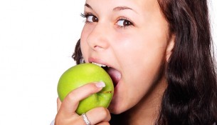Wichtige Nährstoffversorgung: One apple a day keeps the doctor away - apotheken-wissen.de