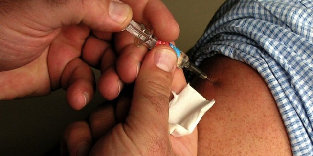 apotheken-wissen.de: Grippeschutzimpfung nicht nur gegen Grippewellen