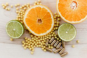 Mikronährstoffe setzen sich zusammen aus Vitaminen, Mineralstoffen und Spurenelementen.